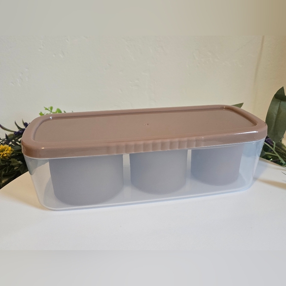 Ice Cube Tray, Silicone Ice Molds.       *Read Details - Picture 4 of 16